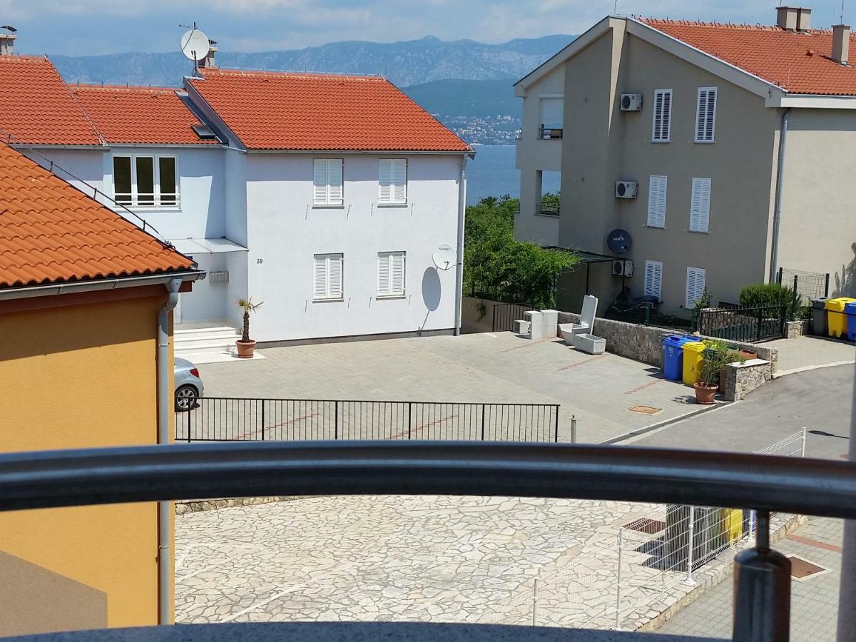 Apartments Kvesic Šilo Esterno foto