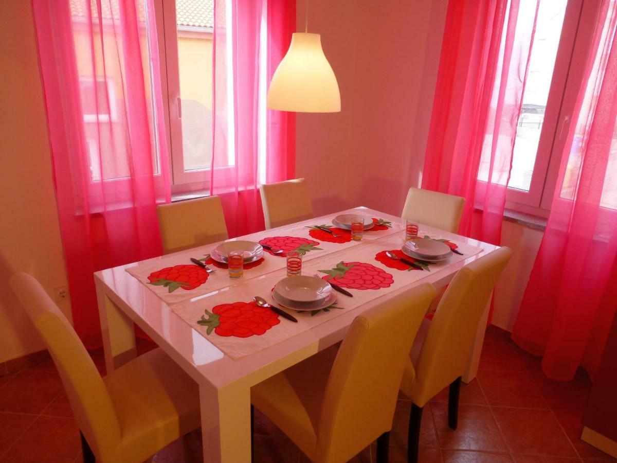 Apartments Kvesic Šilo Esterno foto